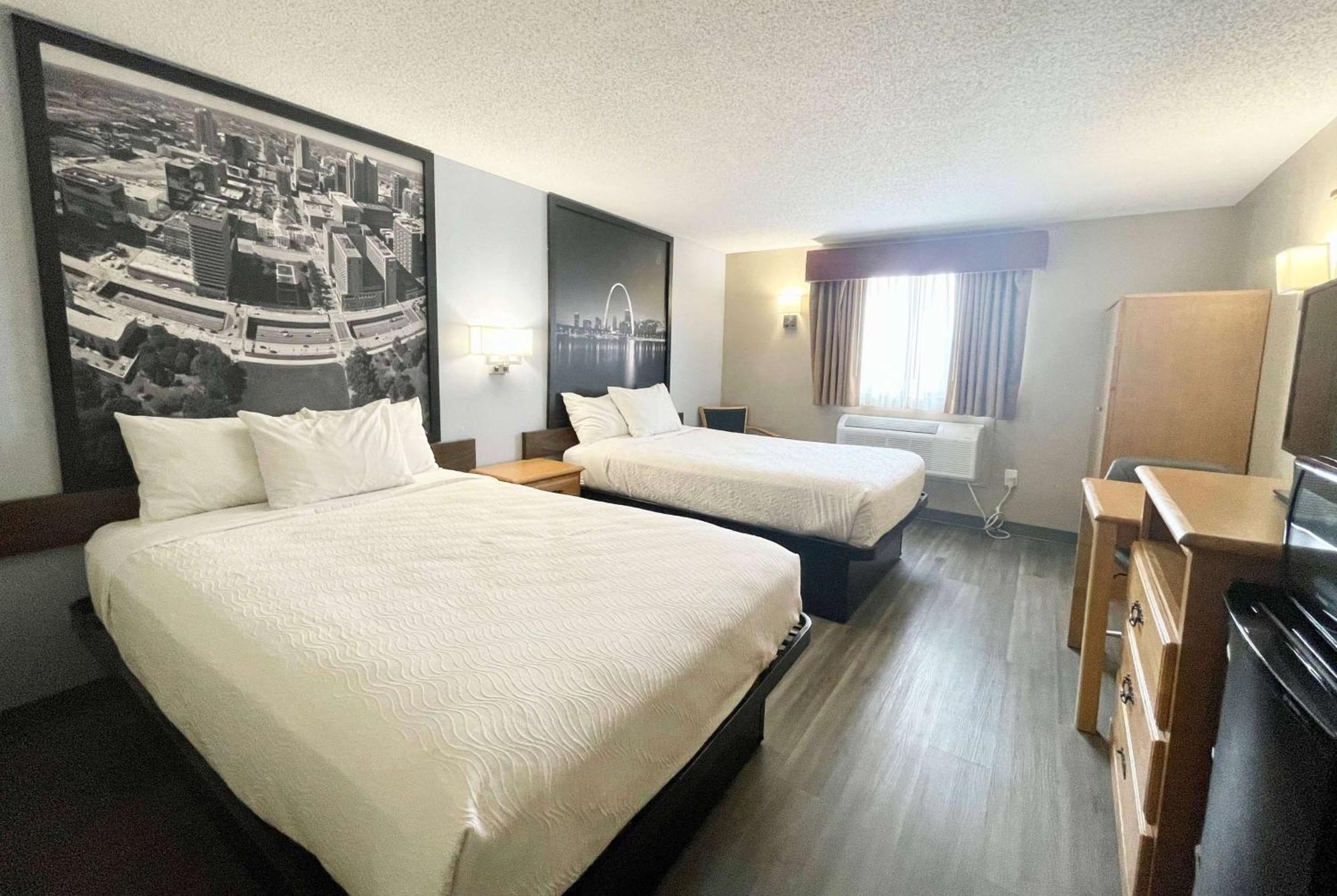 Super 8 By Wyndham St. Clair Mo Hotel Saint Clair Bagian luar foto